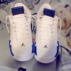 Jordan 12 hyper royal